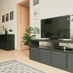 Porto By Shmoo! 公寓